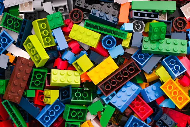 Imagen general de juguetes de bloques tipo LEGO de Putman Blocks